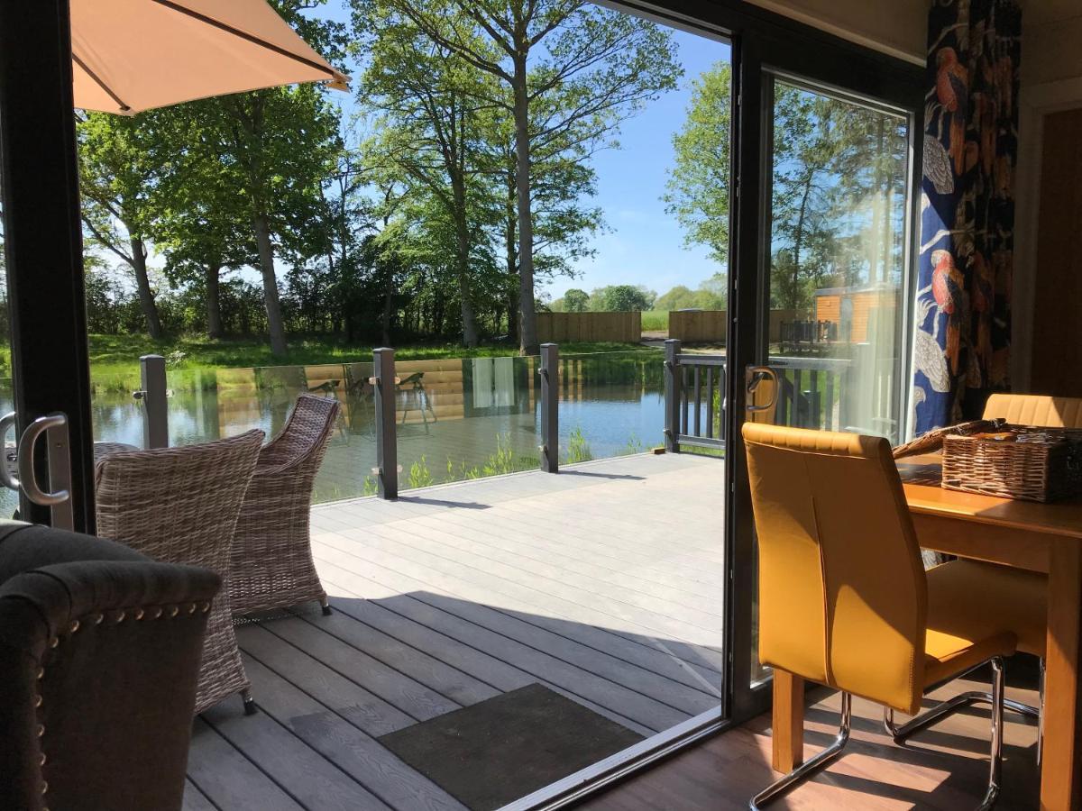 Pine Boutique With Hot Tub For Couples & Dog Holiday home