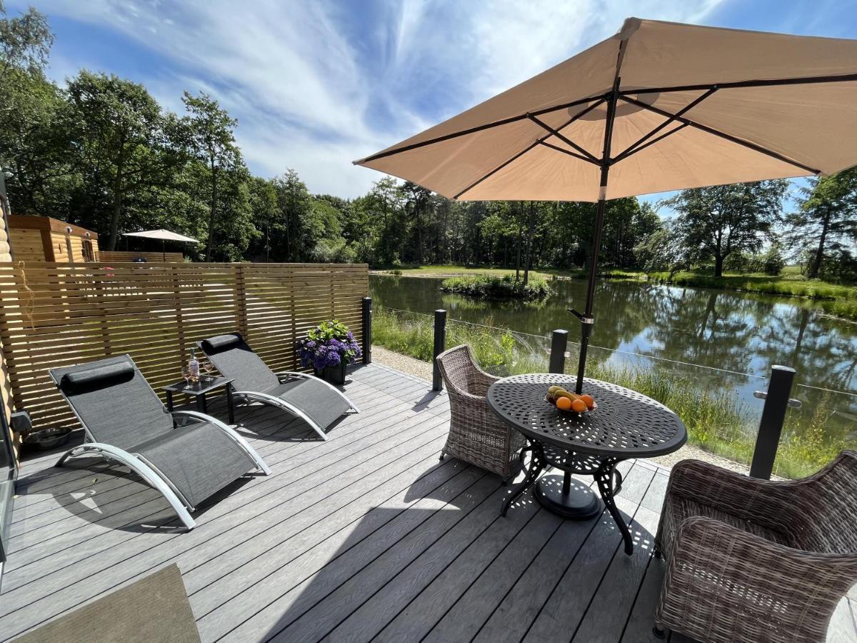 Pine Boutique With Hot Tub For Couples & Dog *